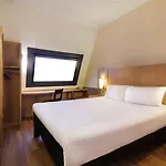 Hotel Ibis Centro *