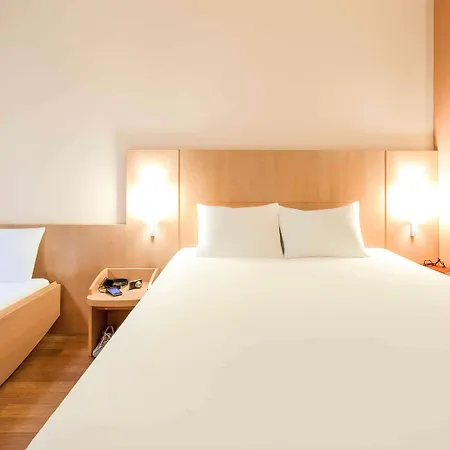 Ibis Centro