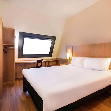 Ibis Centro * Bilbao