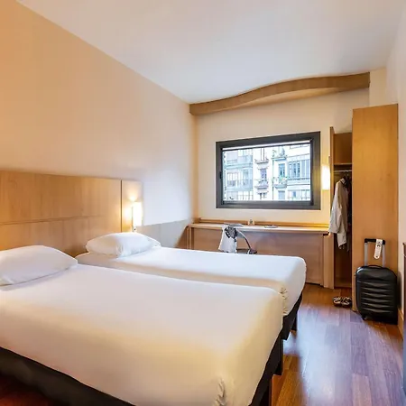 Ibis Centro * Bilbao