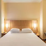 ホテル イビス セントロ *