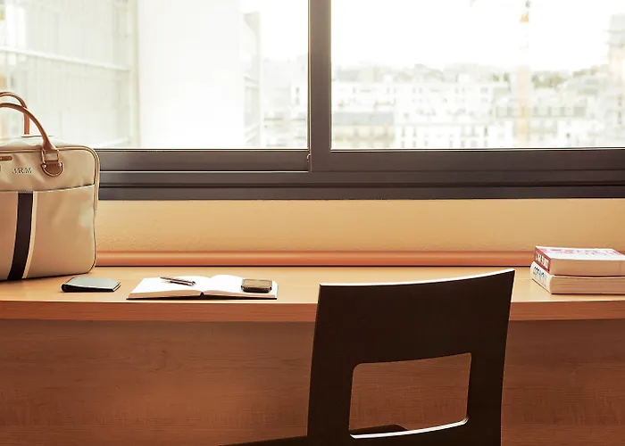 מלון Ibis Centro *